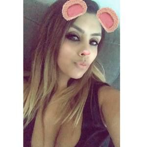 Meet your Posher, Evelyn